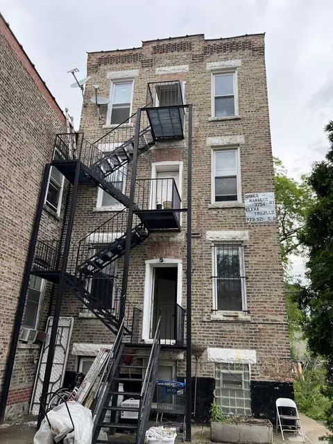 3254 W 23rd St, Chicago, IL 60623