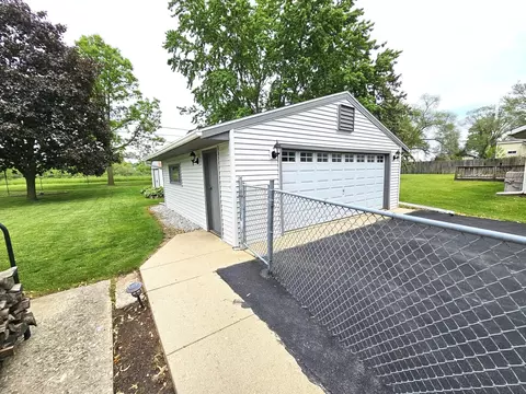 1522 Sunset Dr, Holiday Hills, IL 60050 photo 14