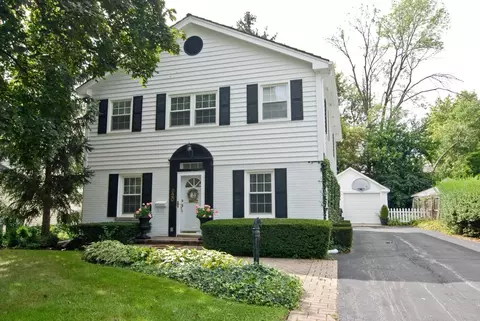 920 Rolling Pass, Glenview, IL 60025
