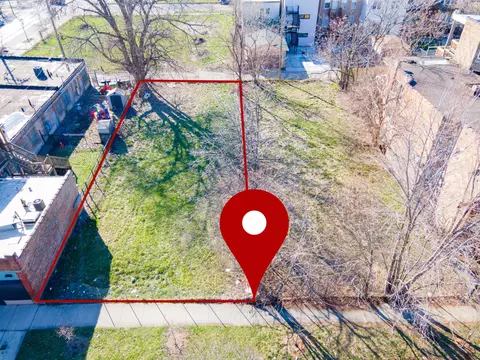 6046 S Eberhart Ave, Chicago, IL 60637