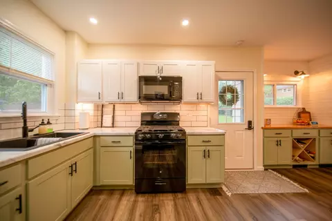 Kitchen - 604 E 3rd St, Dixon, IL 61021 photo 1 of 3