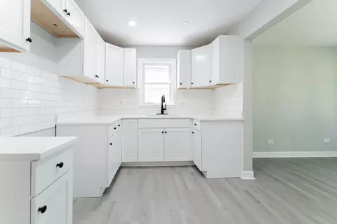 Kitchen - 14616 Grant St, Dolton, IL 60419 photo 3 of 3