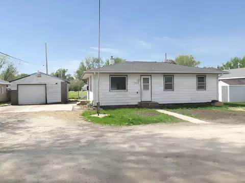 1204 Mulnix St, Rock Falls, IL 61071