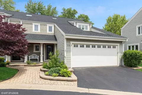 228 W Grant Vlg, Hinsdale, IL 60521