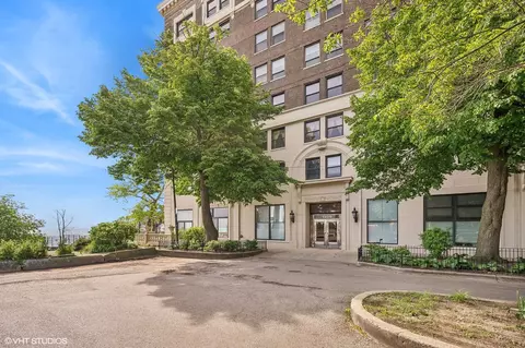 1205 W Sherwin Ave #508, Chicago, IL 60626