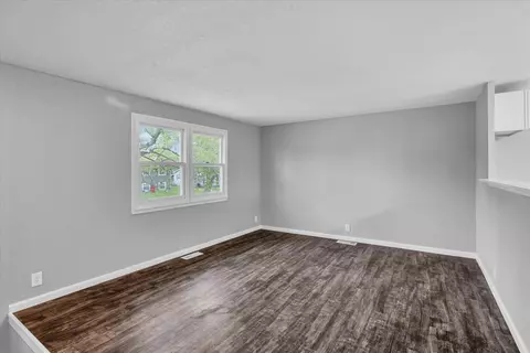 Living - 1615 Sheffield Rd, Champaign, IL 61821 photo 1 of 3