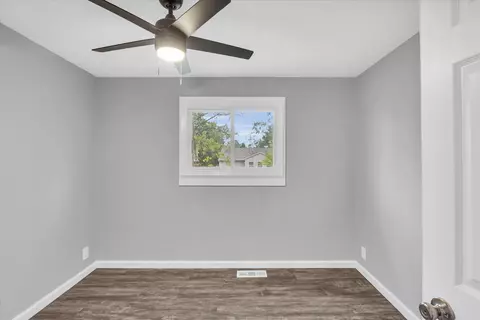 Bedroom - 1615 Sheffield Rd, Champaign, IL 61821 photo 5 of 6
