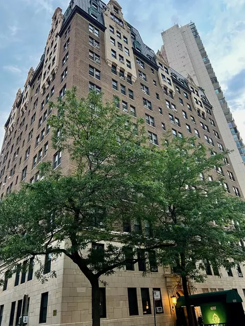 6101 N Sheridan Rd #7G, Chicago, IL 60660