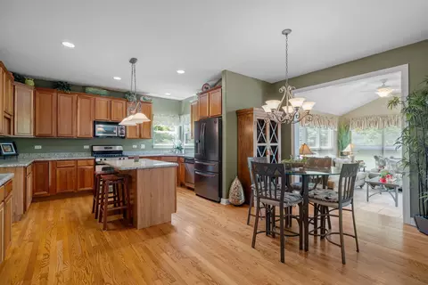 13352 Skyline Dr, Plainfield, IL 60585 photo 10