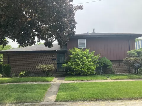 14100 S Bensley Ave, Burnham, IL 60633