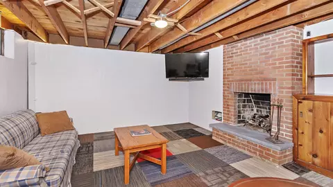 892 S 3rd Ave, Des Plaines, IL 60016 photo 19