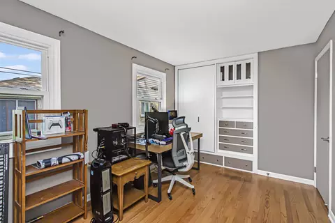 892 S 3rd Ave, Des Plaines, IL 60016 photo 15