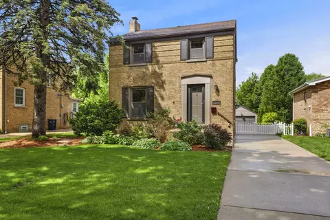 2218 Downing Ave, Westchester, IL 60154