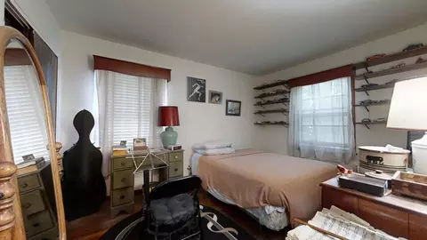 Bedroom - 1503 E Taylor St, Bloomington, IL 61701 photo 1 of 8