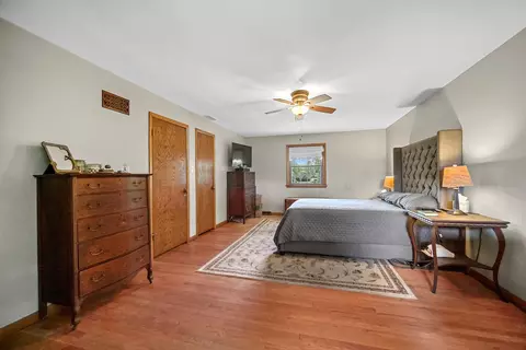 Bedroom - 2833 Chariot Ln, Olympia Fields, IL 60461 photo 1 of 3