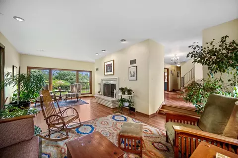 Living - 2833 Chariot Ln, Olympia Fields, IL 60461 photo 2 of 6