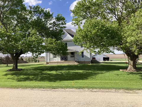 2002 Hillison Rd, Franklin Grove, IL 61031