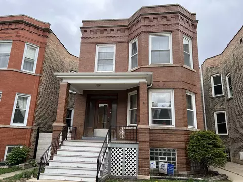 4020 W Cornelia Ave, Chicago, IL 60641
