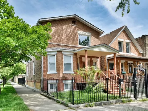 3454 W Evergreen Ave, Chicago, IL 60651