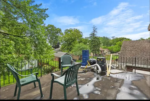 Exterior - 2804 Ridge Rd, Lansing, IL 60438 photo 5 of 5