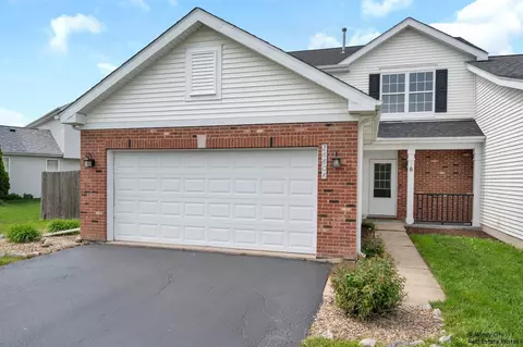 28808 Sawmill Ln, Lakemoor, IL 60051