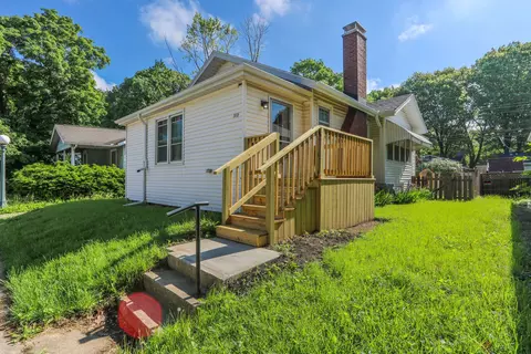 312 N Fair St, Champaign, IL 61821