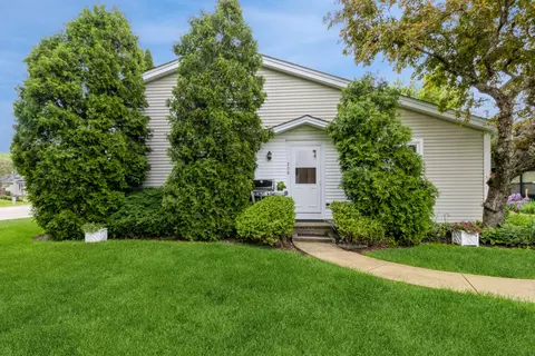 258 Inverrary Ln, Deerfield, IL 60015