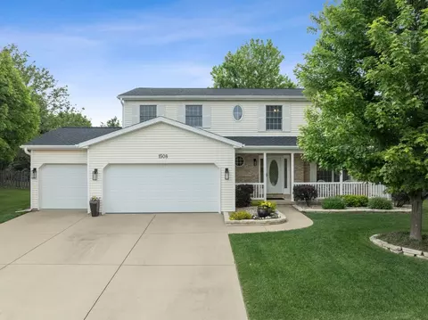 1508 Olmsted Rd, Normal, IL 61761