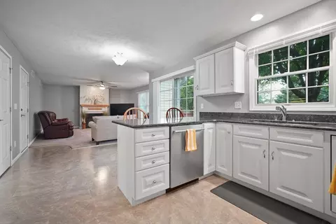 Kitchen - 1508 Olmsted Rd, Normal, IL 61761 photo 3 of 4