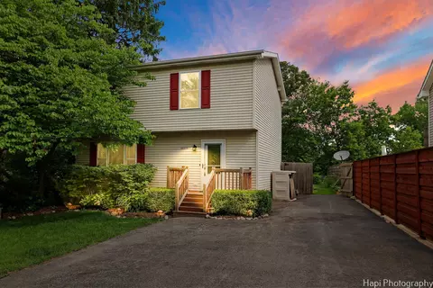 26274 W Ingleside Ave, Ingleside, IL 60041