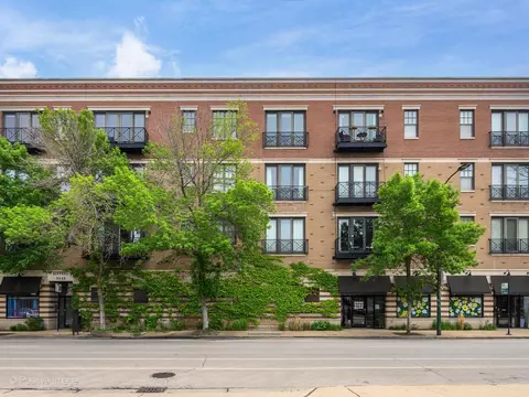 3443 N Lincoln Ave #4B, Chicago, IL 60657