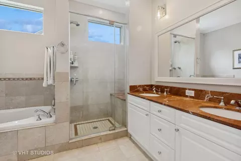 848 W Wolfram St, Chicago, IL 60657 photo 25