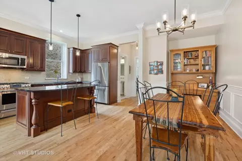 848 W Wolfram St, Chicago, IL 60657 photo 10