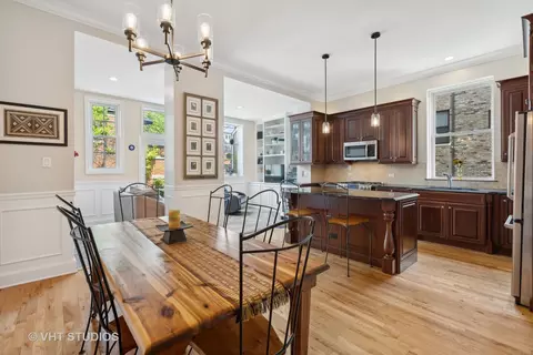 848 W Wolfram St, Chicago, IL 60657 photo 11