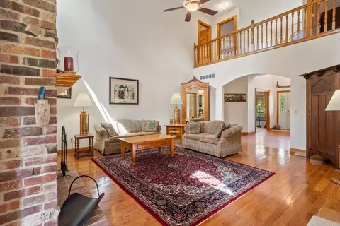 1 Sangamon Bluffs Rd, Mansfield, IL 61854 photo 9