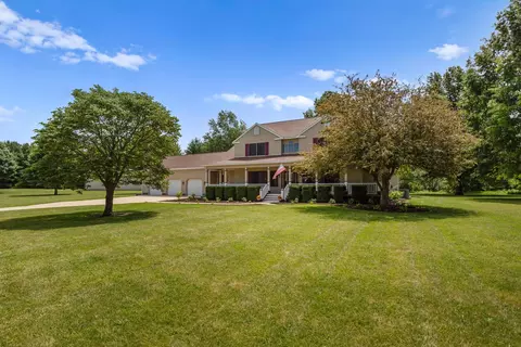1 Sangamon Bluffs Rd, Mansfield, IL 61854