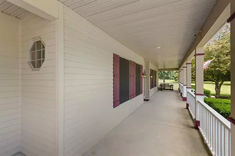 1 Sangamon Bluffs Rd, Mansfield, IL 61854 photo 5