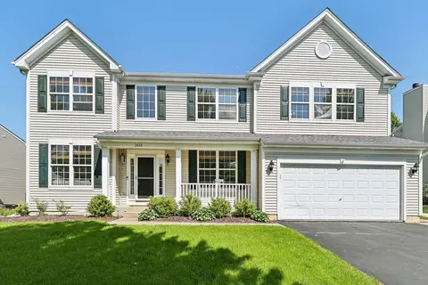 2650 W Autumn Dr, Round Lake, IL 60073
