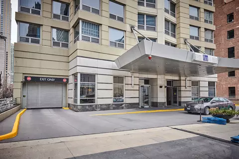440 N Wabash Ave #1112, Chicago, IL 60611