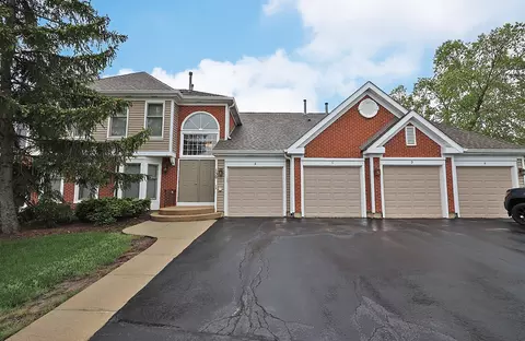 130 Red Fox Ln #A, Elk Grove Village, IL 60007