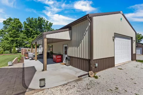 325 N Sherman St, Cisco, IL 61830 photo 33