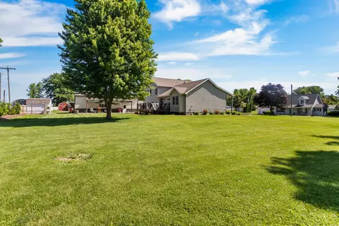 325 N Sherman St, Cisco, IL 61830 photo 40