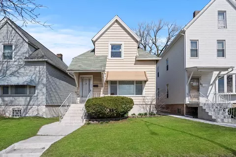 536 E 115th St, Chicago, IL 60628