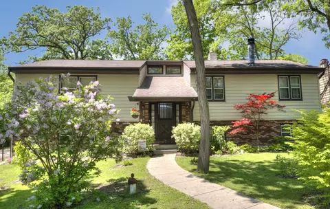 4533 Highland Ave, Crystal Lake, IL 60014