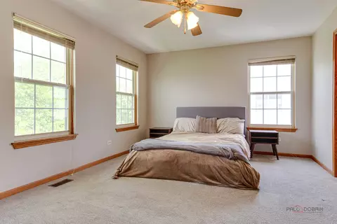 Bedroom - 2829 N Augusta Dr, Wadsworth, IL 60083 photo 3 of 5