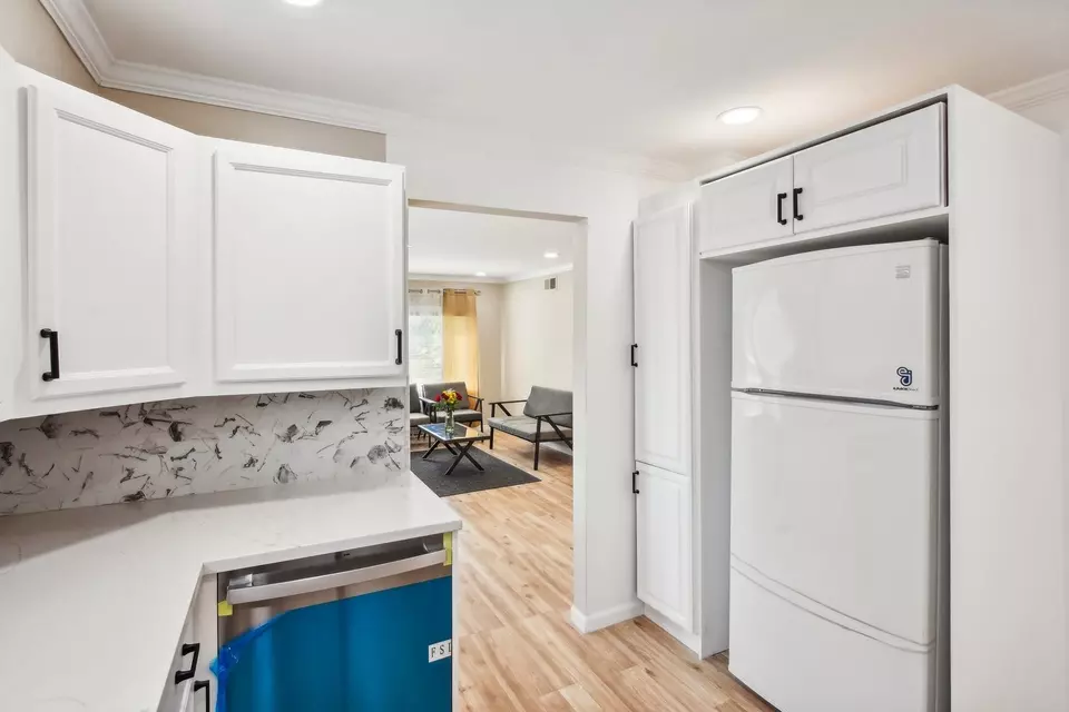 Kitchen - 25700 W Arcade Dr S, Lake Villa, IL 60046 photo 1 of 3