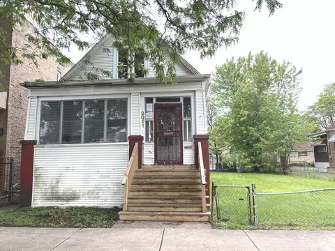 2051 W Marquette Rd, Chicago, IL 60636