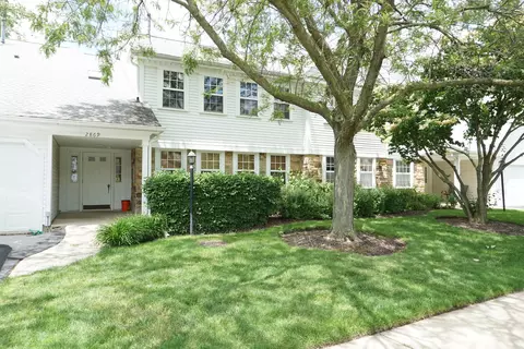 2869 Meadow Ln #X2, Schaumburg, IL 60193