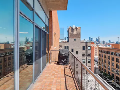 Other - 321 S Sangamon St #905, Chicago, IL 60607 photo 2 of 4