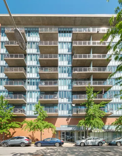 Exterior - 321 S Sangamon St #905, Chicago, IL 60607 photo 5 of 5